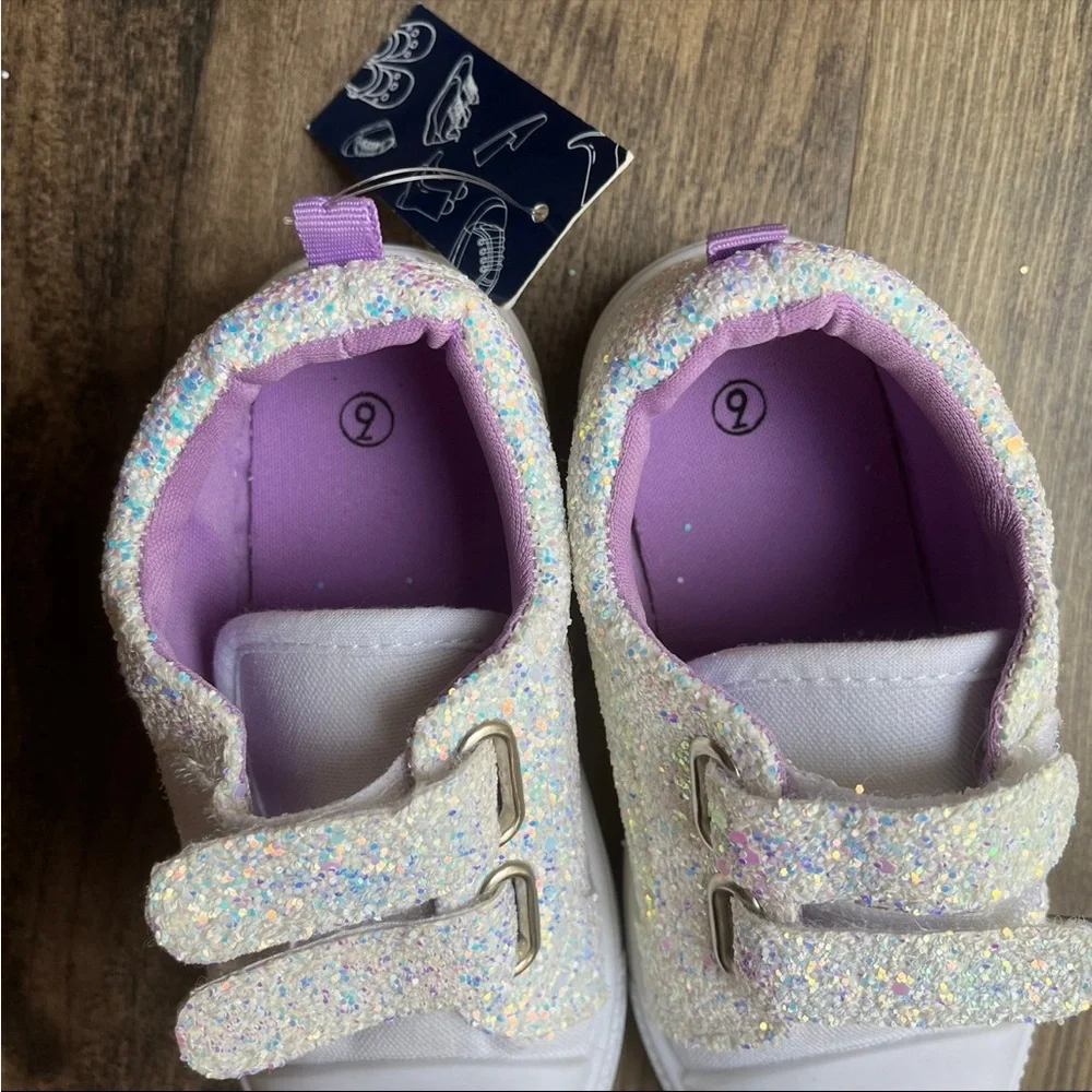 Kids Glitter Velcro Sneaker - White with Purple Accents